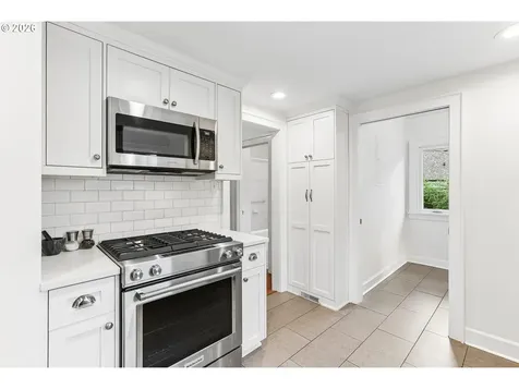 7315 N Seward Avenue Portland OR 97217