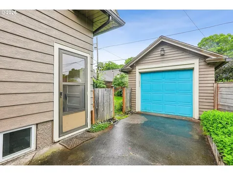 7315 N Seward Avenue Portland OR 97217