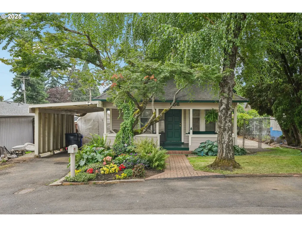156 Ella Street Oregon City OR 97045