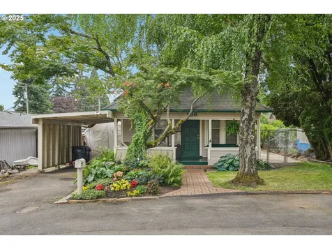 156 Ella Street Oregon City OR 97045