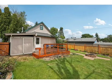 156 Ella Street Oregon City OR 97045