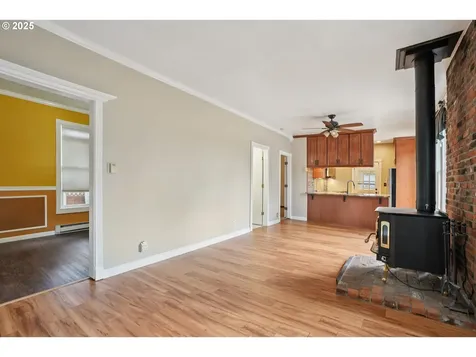 156 Ella Street Oregon City OR 97045