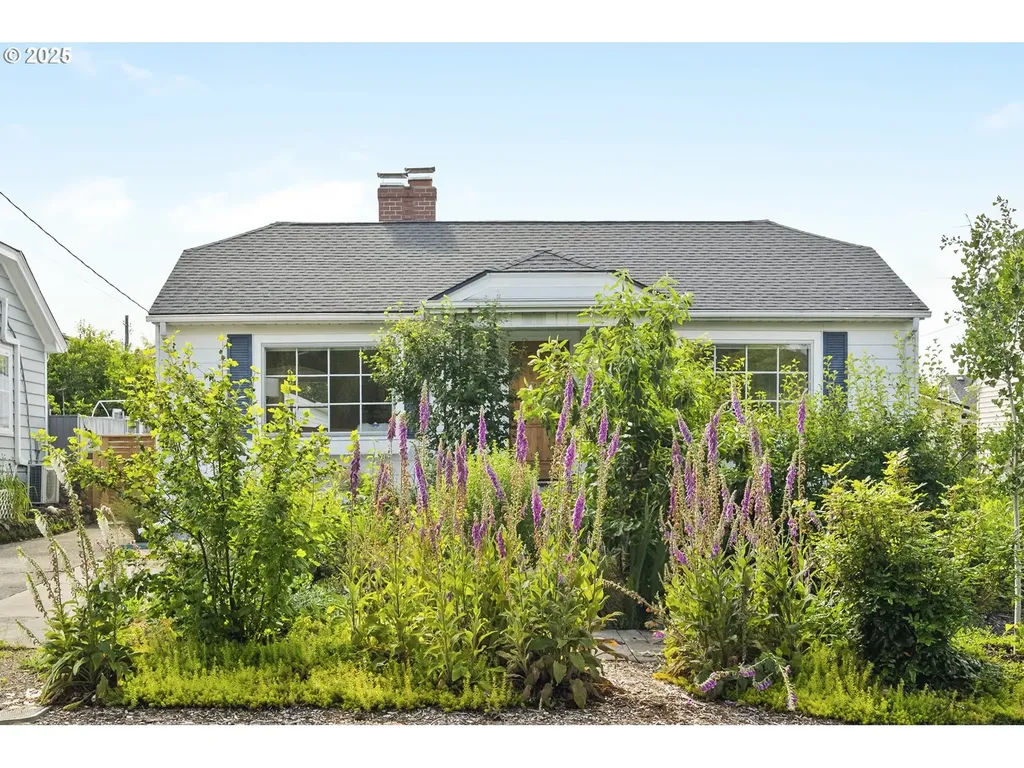 3737 NE 74th Avenue Portland OR 97213