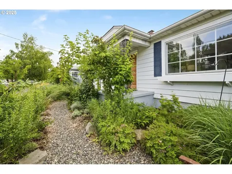 3737 NE 74th Avenue Portland OR 97213