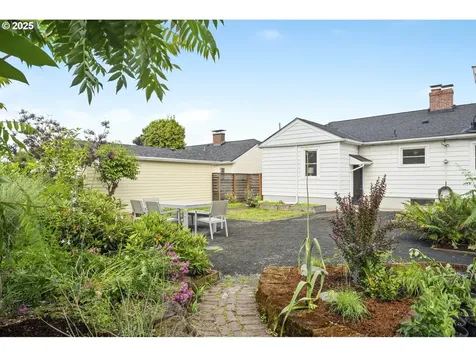 3737 NE 74th Avenue Portland OR 97213