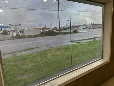 1120 S Broadway Coos Bay OR 97420