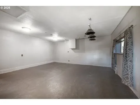 672 51st Street Springfield OR 97478