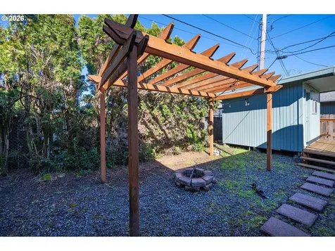 672 51st Street Springfield OR 97478