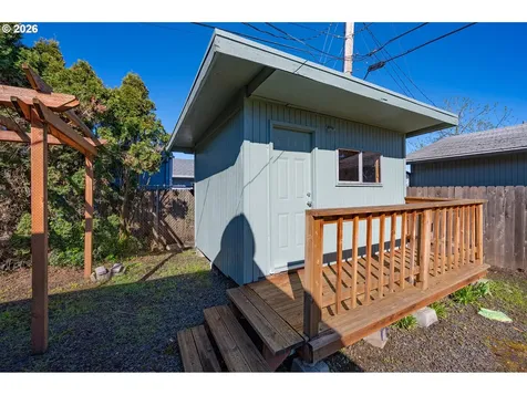 672 51st Street Springfield OR 97478