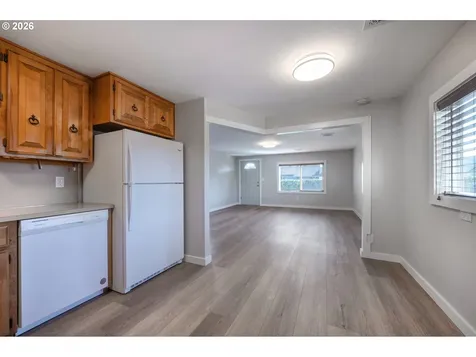 672 51st Street Springfield OR 97478