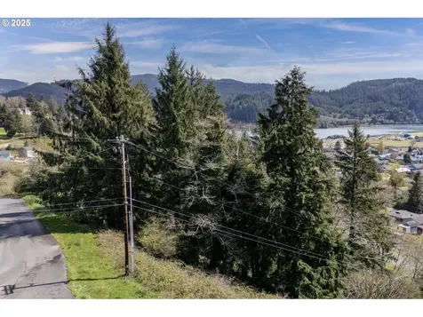 1700/1800 Ginger Avenue Garibaldi OR 97118