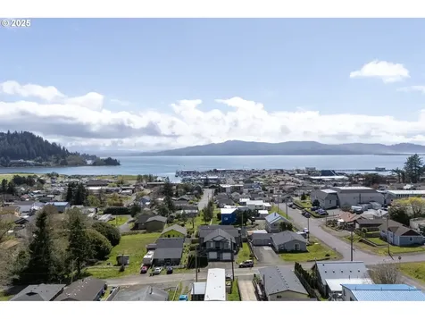 1700/1800 Ginger Avenue Garibaldi OR 97118