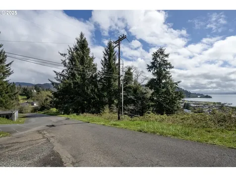 1700/1800 Ginger Avenue Garibaldi OR 97118