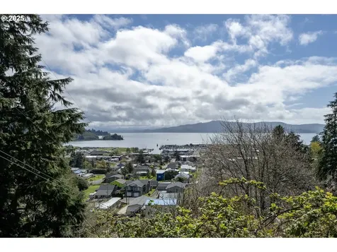 1700/1800 Ginger Avenue Garibaldi OR 97118