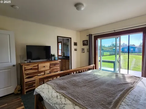 87882 Auction Barn Lane Bandon OR 97411