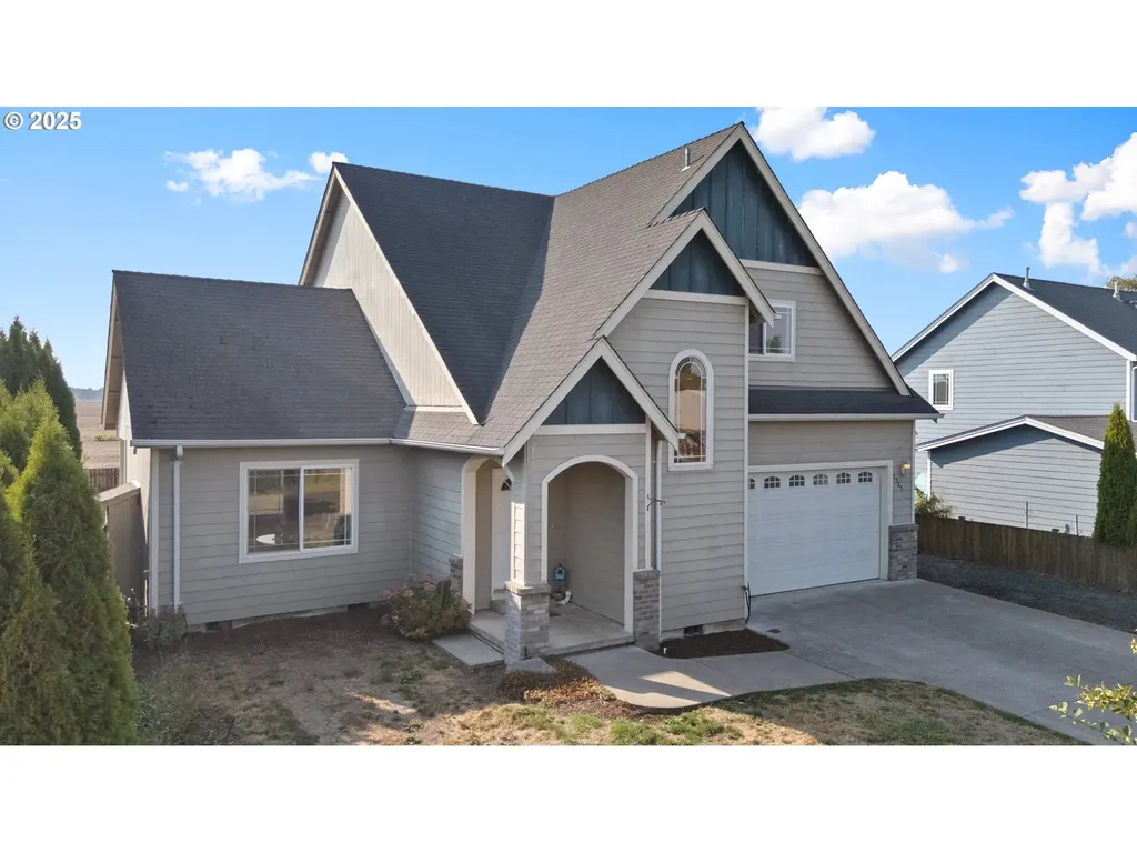 1385 W 5th Street Halsey OR 97348