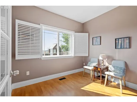 1385 W 5th Street Halsey OR 97348