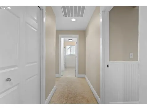 1385 W 5th Street Halsey OR 97348