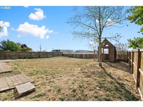 1385 W 5th Street Halsey OR 97348