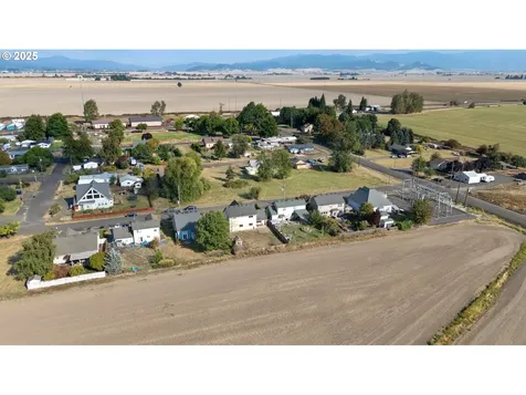 1385 W 5th Street Halsey OR 97348