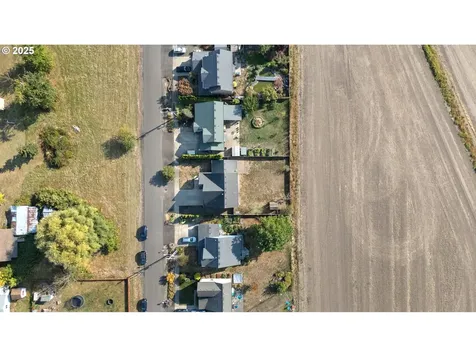 1385 W 5th Street Halsey OR 97348