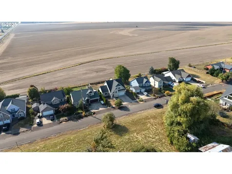 1385 W 5th Street Halsey OR 97348