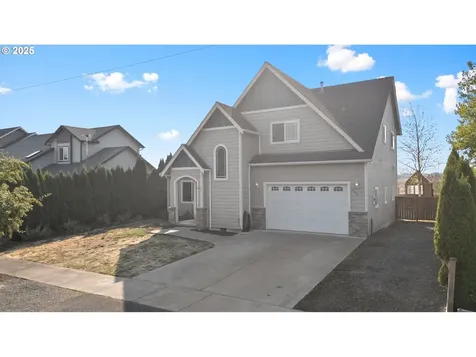 1385 W 5th Street Halsey OR 97348