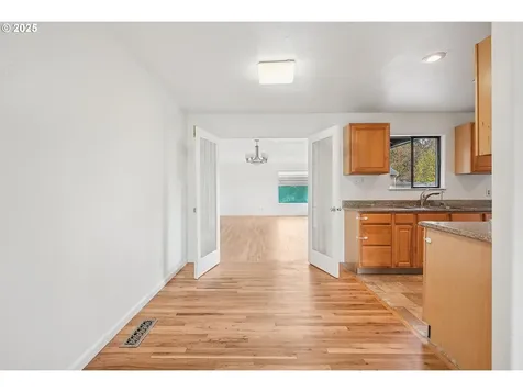 4907 SE 113th Avenue Portland OR 97266