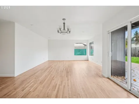 4907 SE 113th Avenue Portland OR 97266