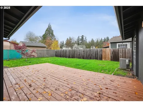 4907 SE 113th Avenue Portland OR 97266