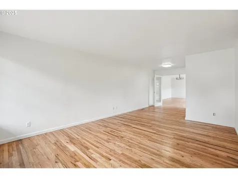 4907 SE 113th Avenue Portland OR 97266