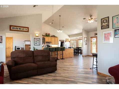 15990 SW Culver Highway Culver OR 97734