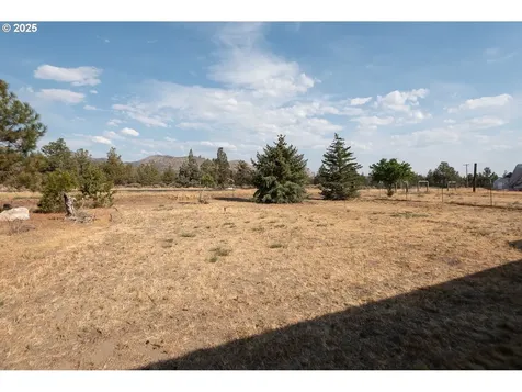 15990 SW Culver Highway Culver OR 97734