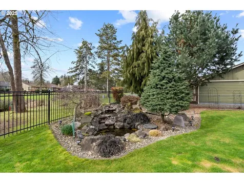 7306 NE Meadows Drive Vancouver WA 98662