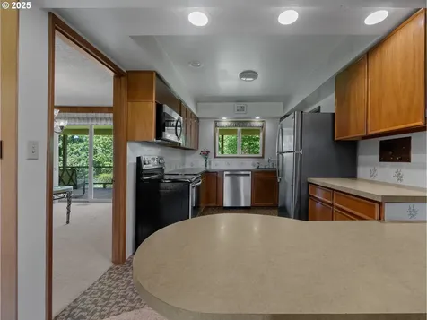 21949 NE Couch Street Gresham OR 97030