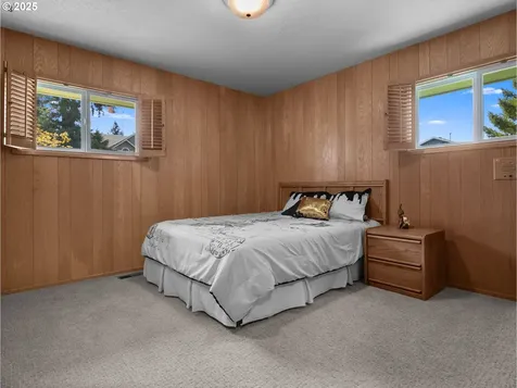21949 NE Couch Street Gresham OR 97030