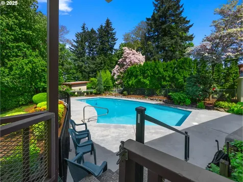 21949 NE Couch Street Gresham OR 97030