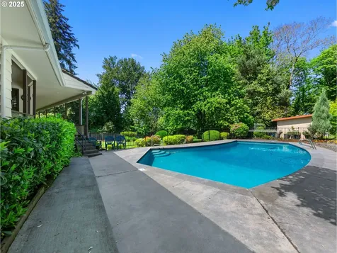 21949 NE Couch Street Gresham OR 97030