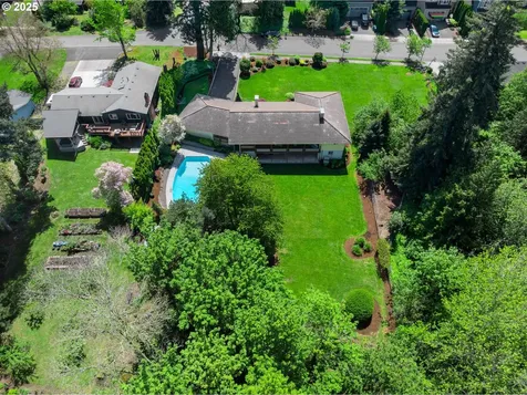 21949 NE Couch Street Gresham OR 97030