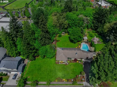21949 NE Couch Street Gresham OR 97030