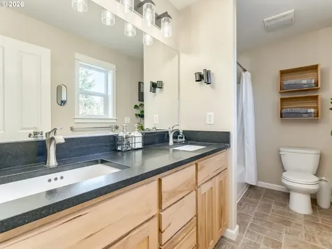 9803 NE 157th Avenue Vancouver WA 98682