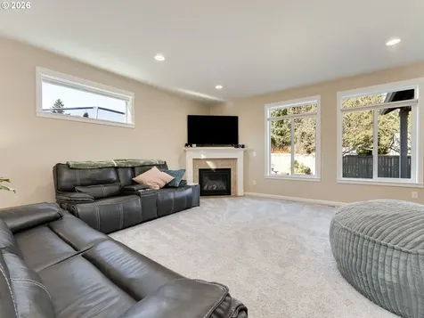 9803 NE 157th Avenue Vancouver WA 98682