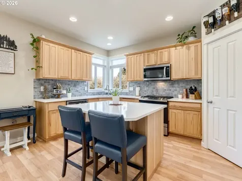 9803 NE 157th Avenue Vancouver WA 98682