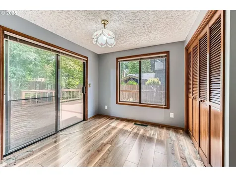 1713 SE 127th Avenue Vancouver WA 98683