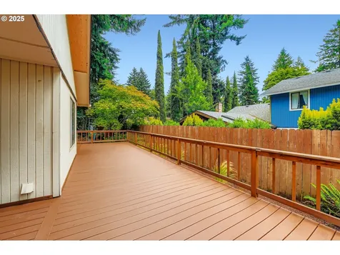 1713 SE 127th Avenue Vancouver WA 98683