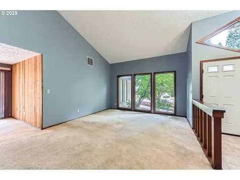 1713 SE 127th Avenue Vancouver WA 98683
