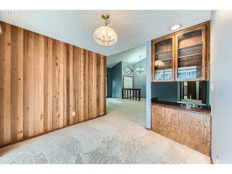 1713 SE 127th Avenue Vancouver WA 98683