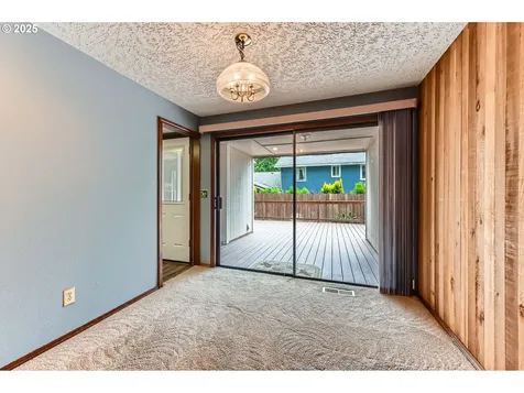 1713 SE 127th Avenue Vancouver WA 98683