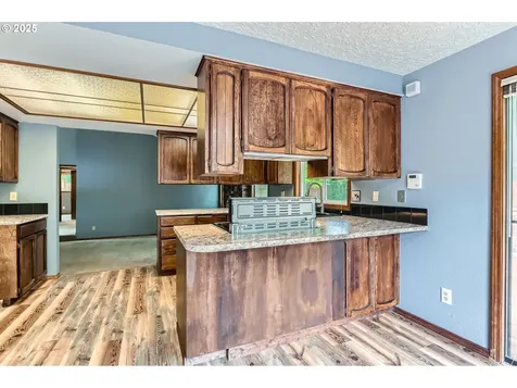 1713 SE 127th Avenue Vancouver WA 98683