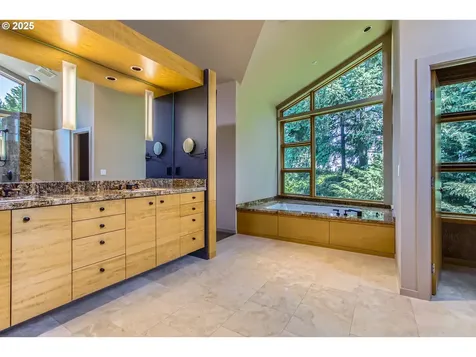 17907 SW Cicero Court Beaverton OR 97007